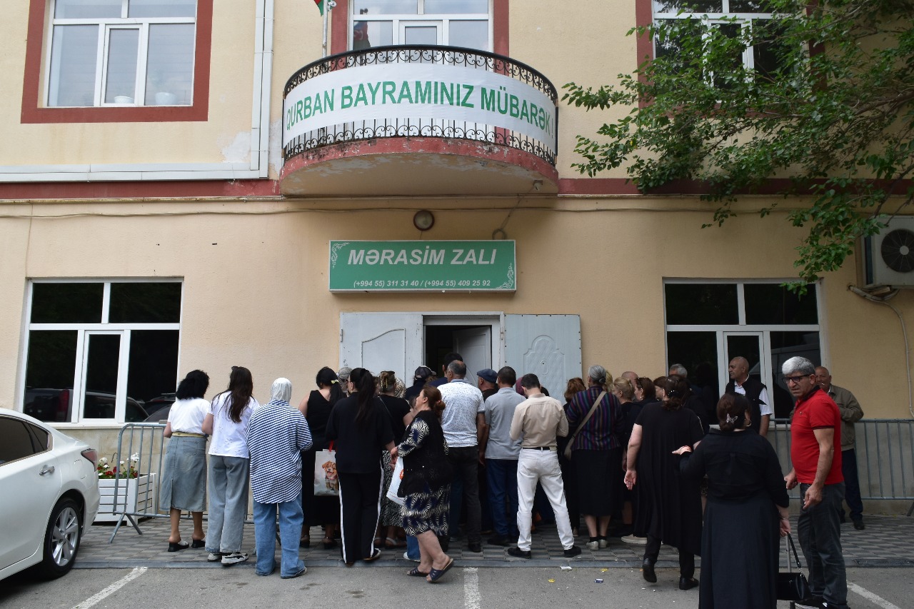 Yasamal bələdiyyəsi tərəfindən Qurban sovqatları paylanılıb